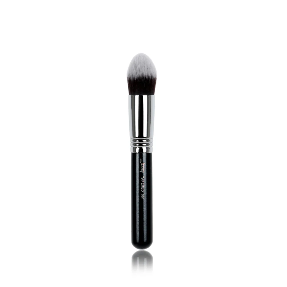 Tapered Brush 081